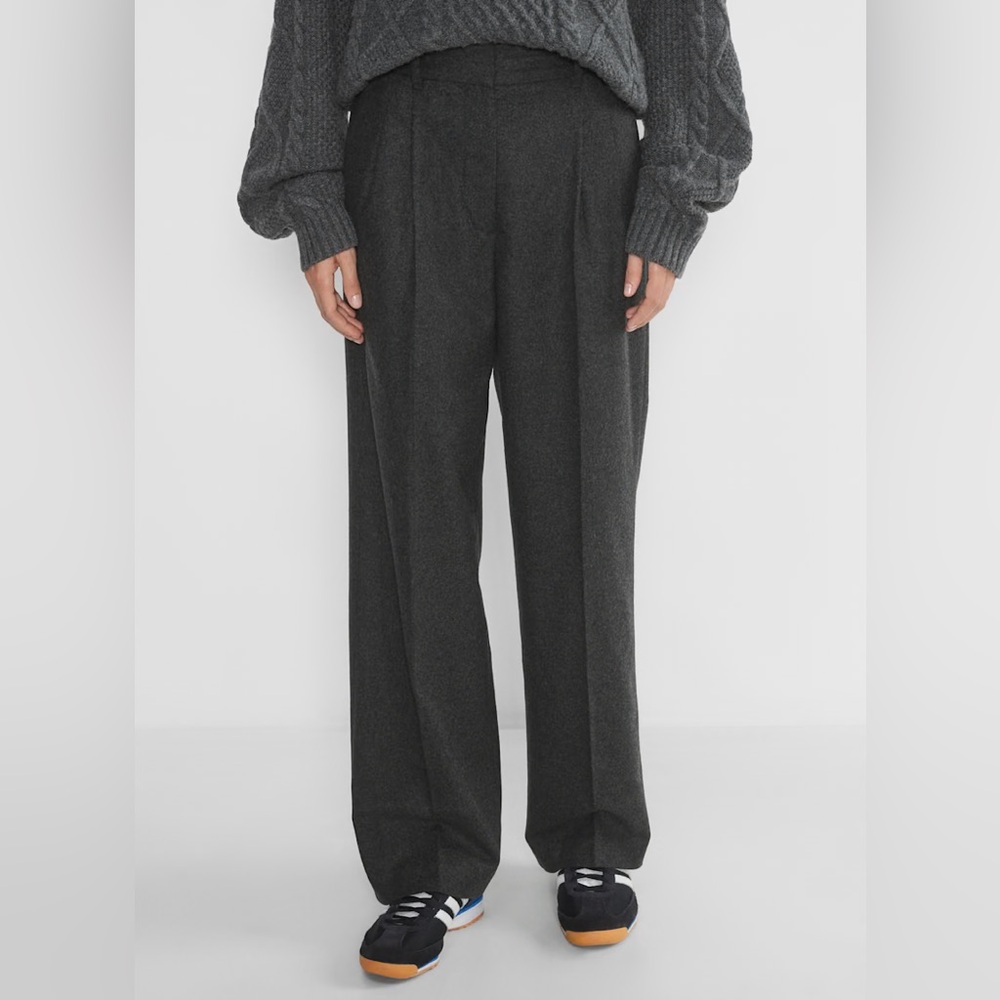 NWOT Aritzia Wilfred Effortless Pant Precision Wool - Heather Charcoal - Size 0